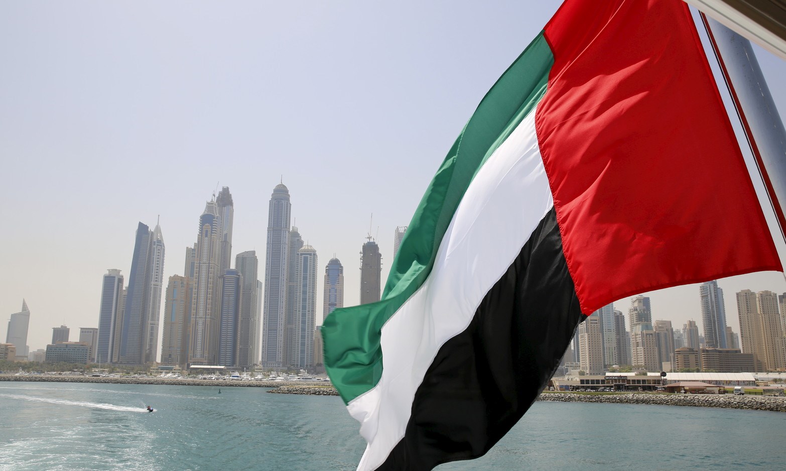 الإمارات تتقدم على بريطانيا وأميركا وفرنسا في مؤشر الدول الإيجابية